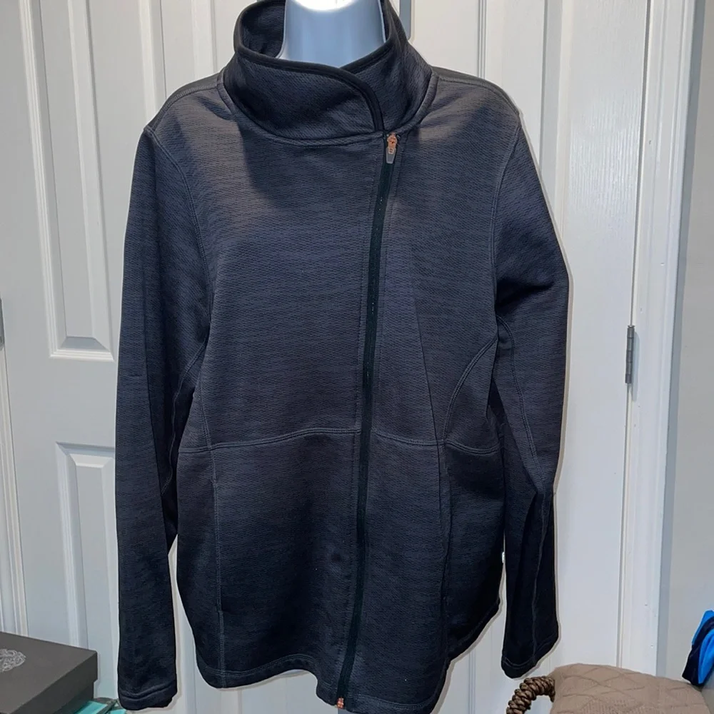 Women's Champion zippered long sleeved jacket , size XXL